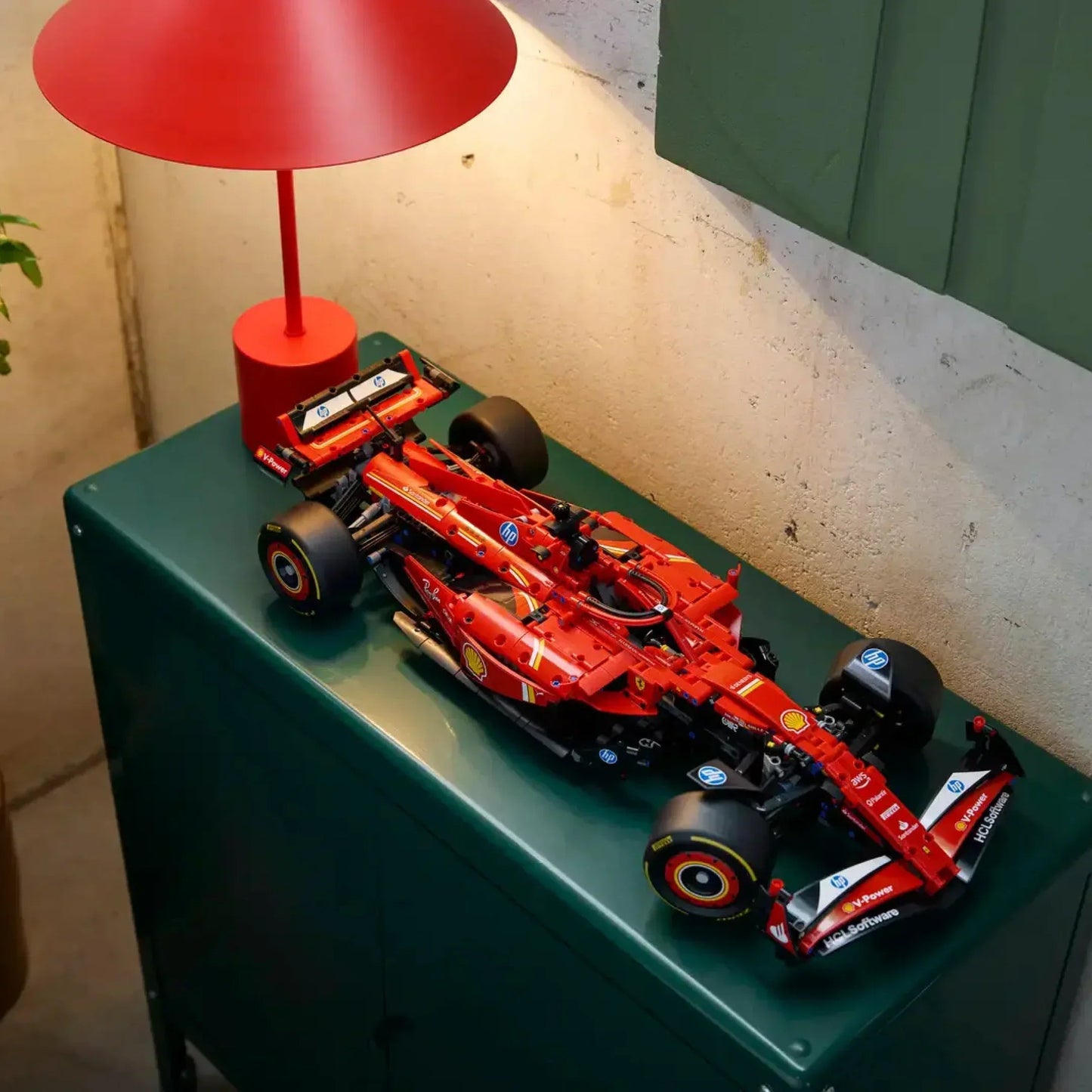 Formula 1 - Ferrari SF24 (1361 pieces)